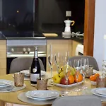 Design Equipped דירה *